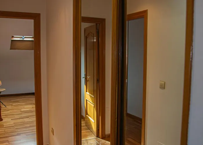 Mirador Del Camino Melide